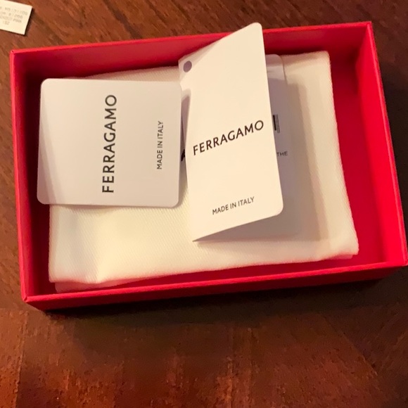 Salvatore Ferragamo Black Leather bracelet with Silver Accents NWT - Picture 3 of 13